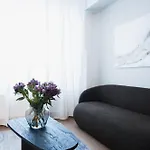 Apartman Location - Sauna & Parking - Lapnest *